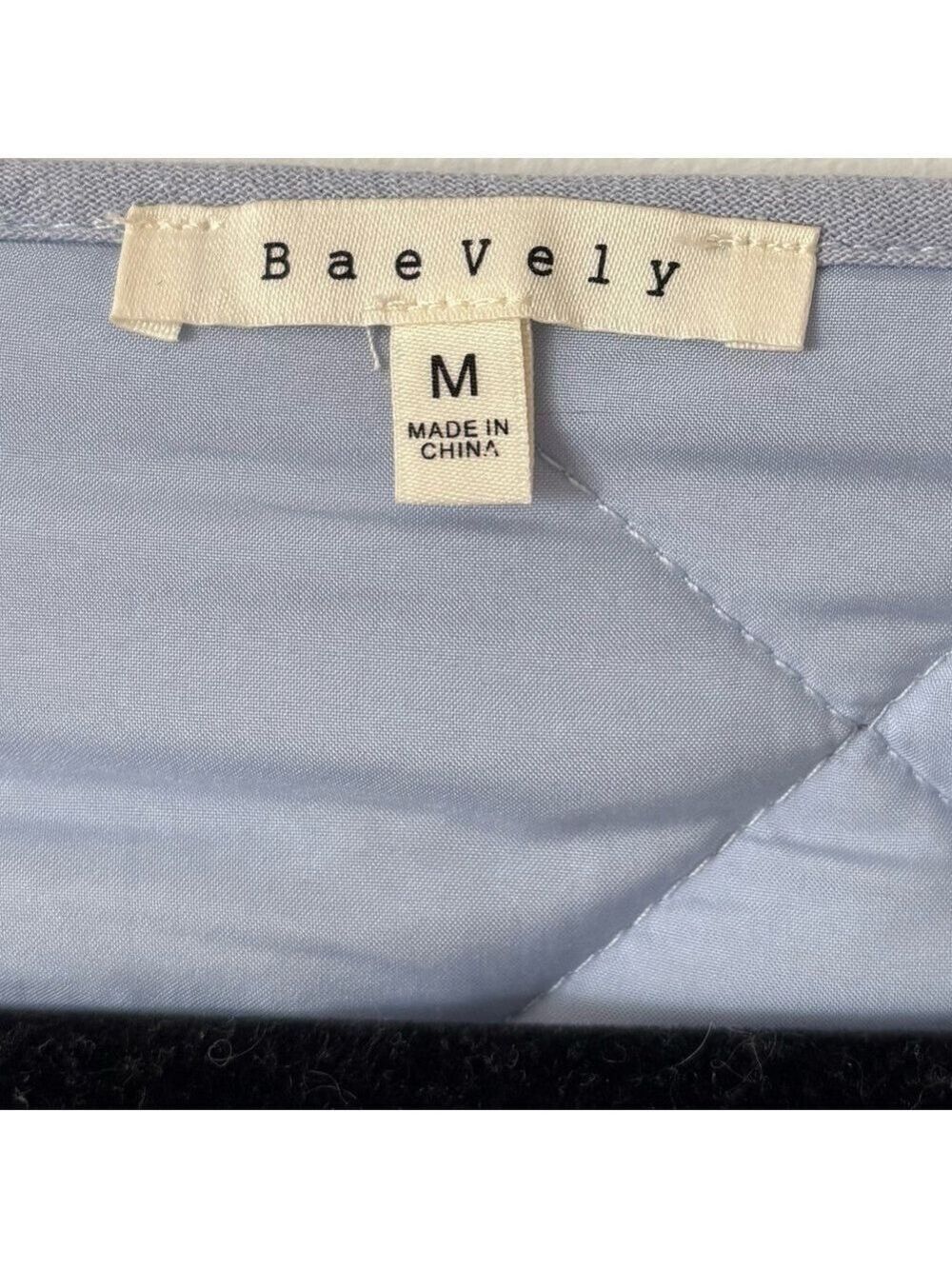 Women’s Baevely Quilted Tie-Front Lightweight Coat - Picture 3 of 3